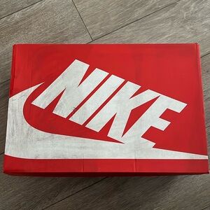 Women’s Nike Air Presto:
Persian Violet/Bright Crimson.